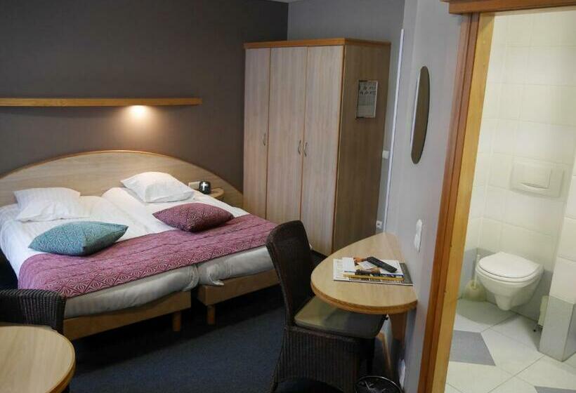 اتاق استاندارد چهار تخته, Cajou