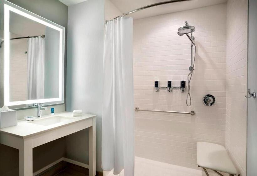 غرفة قياسية سرير كينج, Four Points By Sheraton Miami Airport