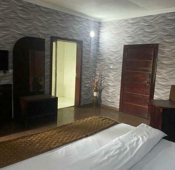 اتاق لوکس, Galpin Suites