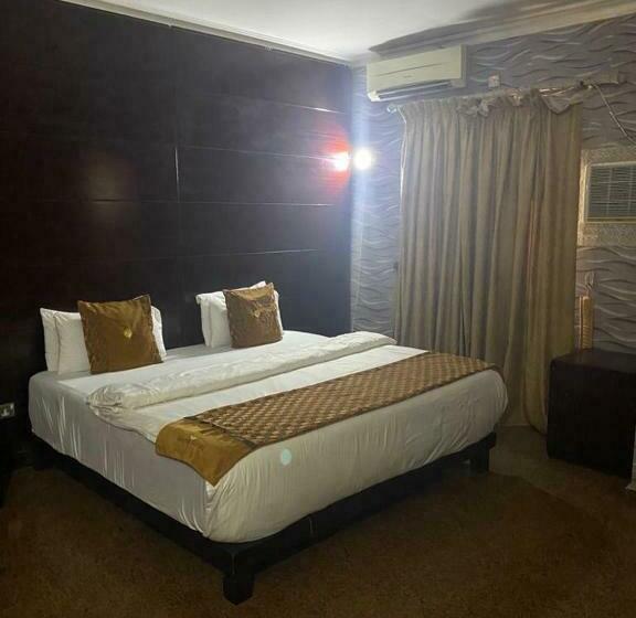 اتاق لوکس, Galpin Suites