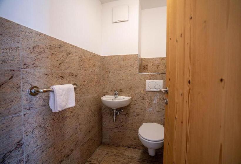 1 Sovrums Superior Lägenhet, Gasthof Andreas