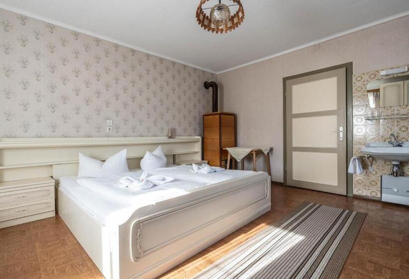 4 Sovrums Hus, Gasthof Andreas