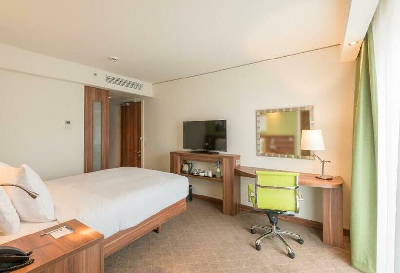 اتاق استاندارد, Hampton By Hilton Hamburg City Centre