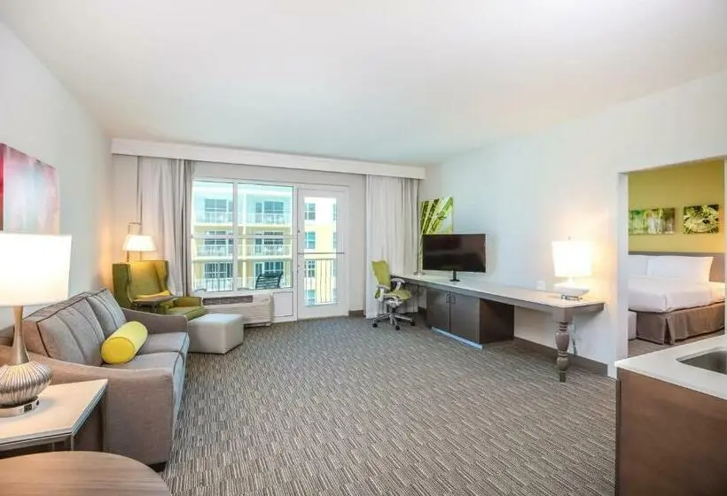 キングサイズベッドのスイートルーム, Hilton Garden Inn Ft. Walton Beach