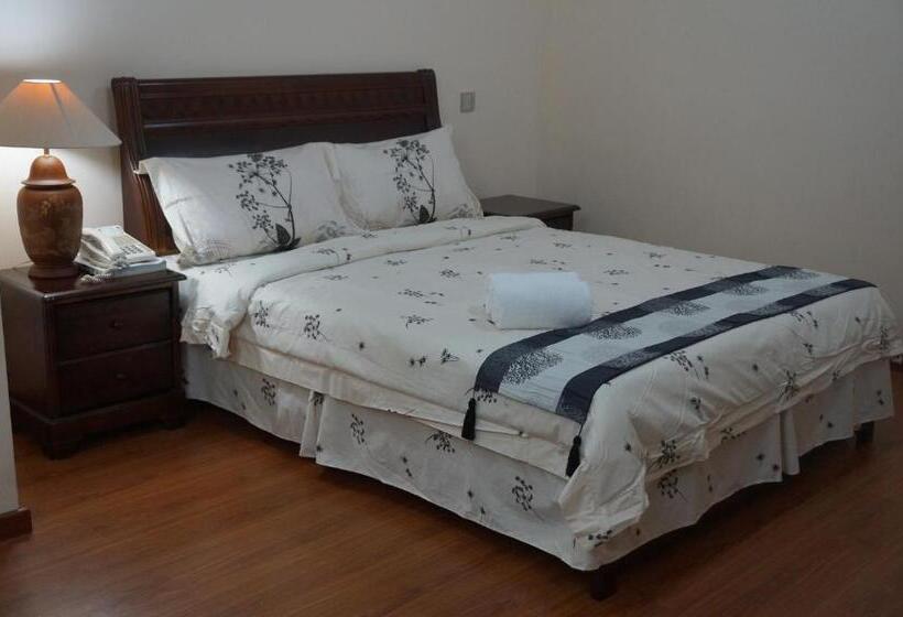 سوییت جونیور, Jeruton