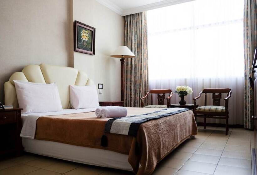 اتاق لوکس, Jeruton