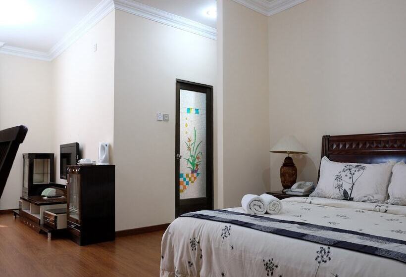 سوییت اجرایی, Jeruton