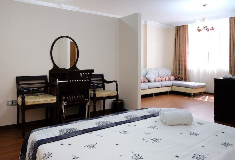 سوییت اجرایی, Jeruton