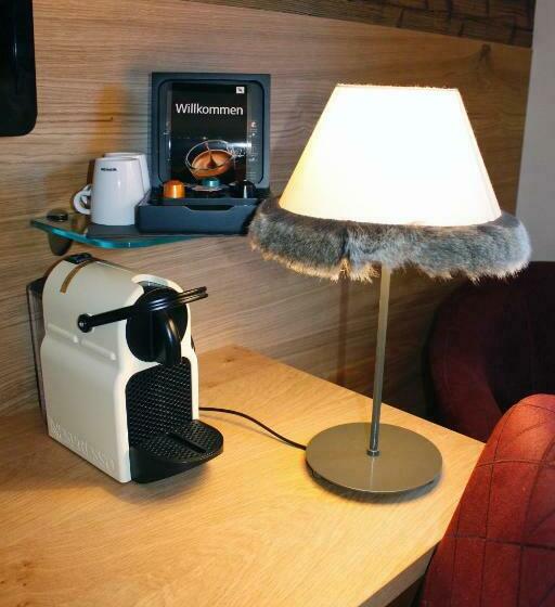 스탠다드 룸 산 전망, Kristall