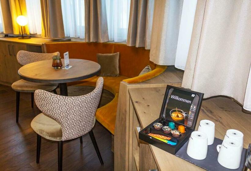 스탠다드 스튜디오, Kristall