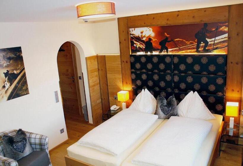 스탠다드 스튜디오, Kristall