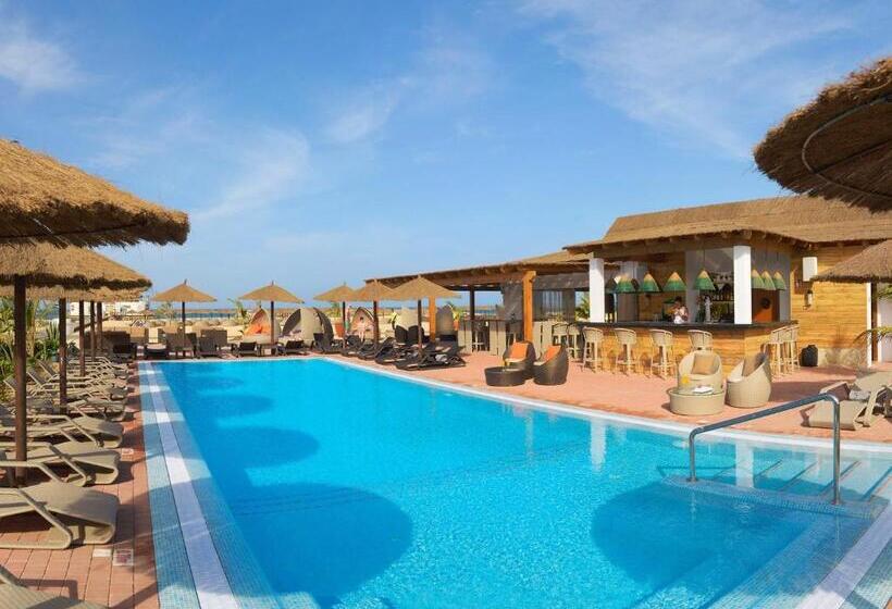 Номер Deluxe, Melia Llana Beach Resort & Spa Adults Only All Inclusive