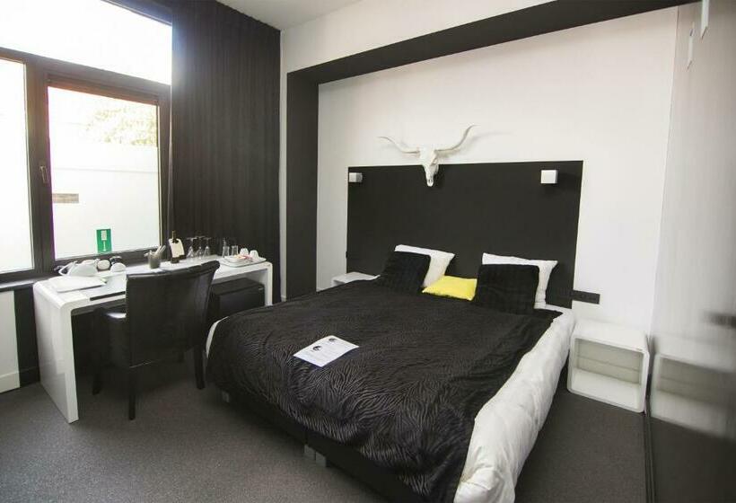 Номер Стандарт, Moon