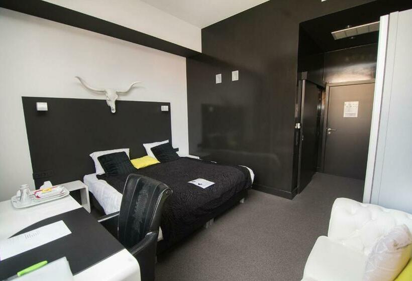 Номер Стандарт, Moon