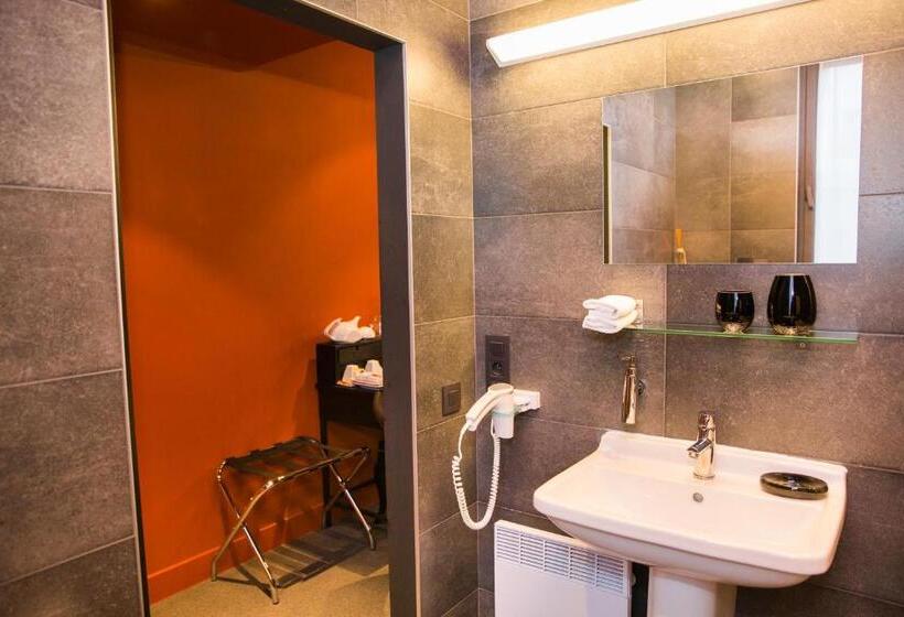 Номер Стандарт, Moon