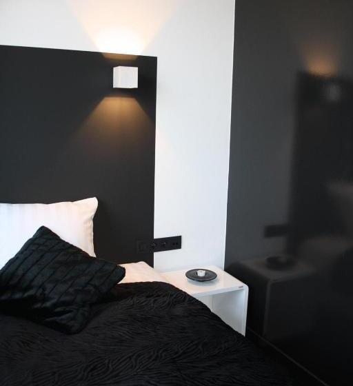 Номер Стандарт, Moon