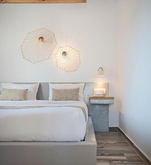 Superior suite with garden view, Osom Resort