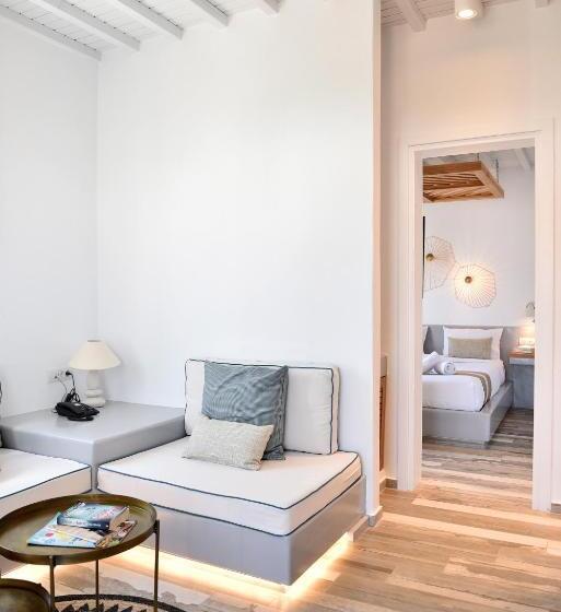 Superior suite with garden view, Osom Resort