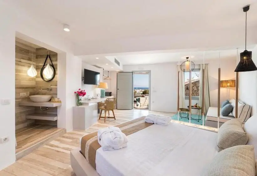 Deluxe Suite Sea View, Osom Resort