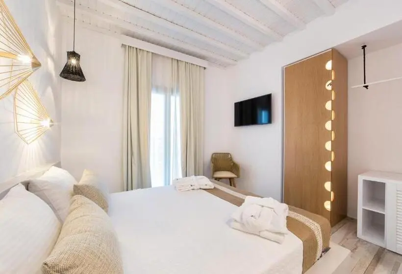 سوییت با چشم‌انداز دریا, Osom Resort