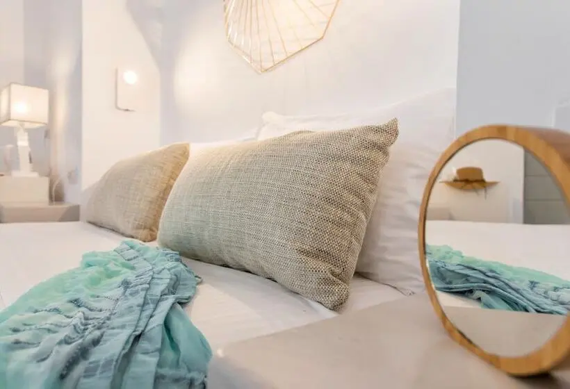 اتاق استاندارد با چشم‌انداز دریا, Osom Resort