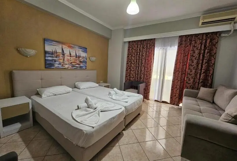 Habitació Estàndard amb Balconada, Pini
