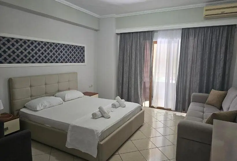 Habitació Estàndard amb Balconada, Pini