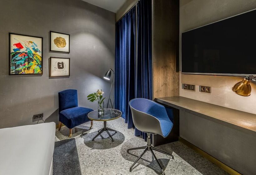 Номер Basic, Room Mate Gerard