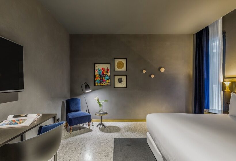 Номер Basic, Room Mate Gerard