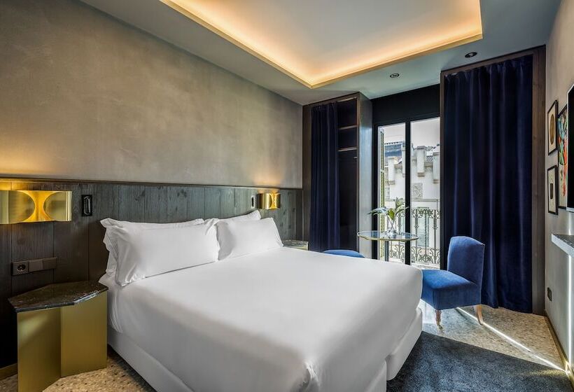 Номер Стандарт с Балконом, Room Mate Gerard