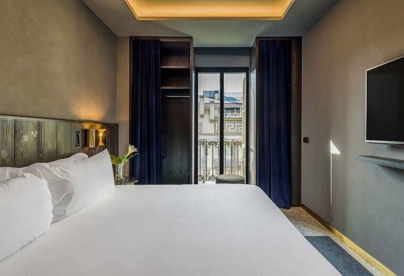 Номер Стандарт с Балконом, Room Mate Gerard