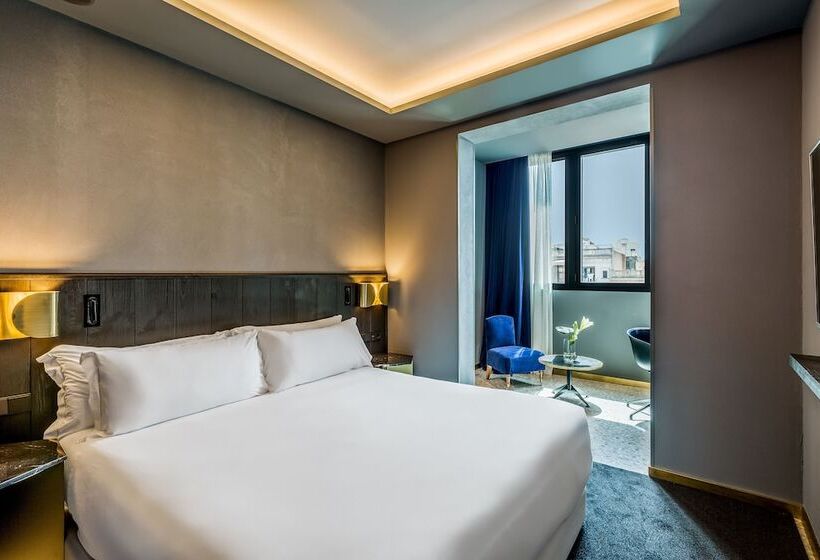 Номер Deluxe, Room Mate Gerard