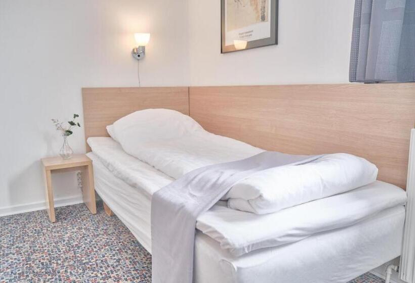 اتاق راحتی یک تخته, Søma Sisimiut