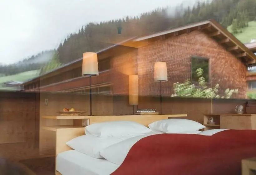 Standard-huone, Rote Wand Gourmet Hotel, A Member Of Design Hotels