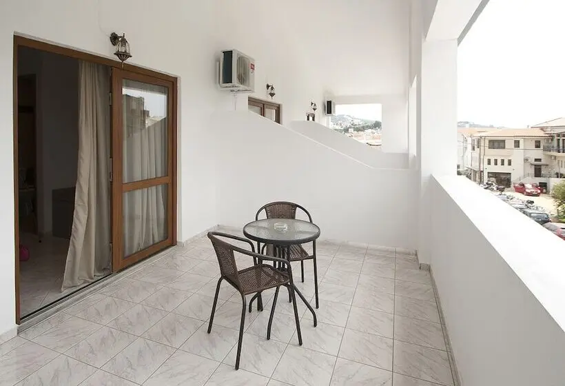 اتاق استاندارد, Pineapple Skiathos