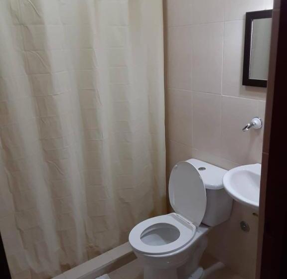 اتاق لوکس, Pista Q Hostel And Apartments