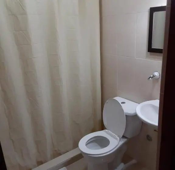 اتاق لوکس, Pista Q Hostel And Apartments