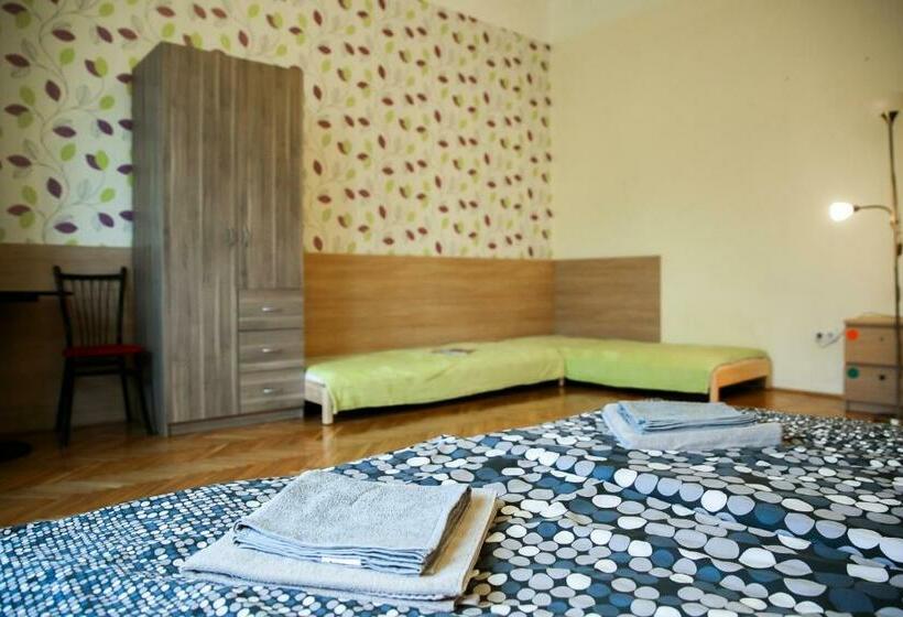 Номер Deluxe, East Station Private Rooms & Apartments