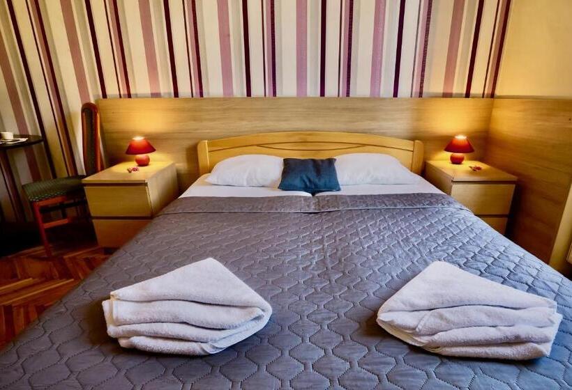 Номер Deluxe, East Station Private Rooms & Apartments