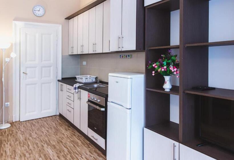 Apartamento Superior 1 Quarto, East Station Private Rooms & Apartments