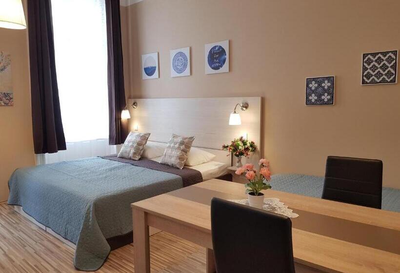 Apartamento Superior 1 Quarto, East Station Private Rooms & Apartments