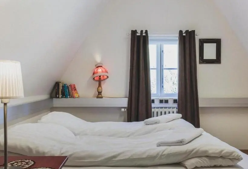 اتاق استاندارد سه تخته با سرویس بهداشتی مشترک, Héradsskólinn Historic Guesthouse