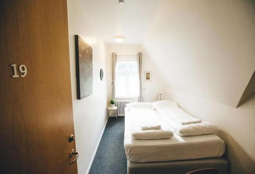 اتاق استاندارد یک تخته با سرویس بهداشتی مشترک, Héradsskólinn Historic Guesthouse