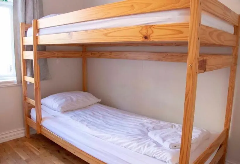 اتاق اکونومی با حمام مشترک, Puffin Hotel Vík