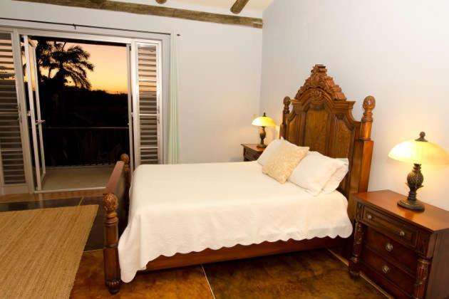 اتاق استاندارد با چشم‌انداز استخر, Almond Tree Hotel Resort