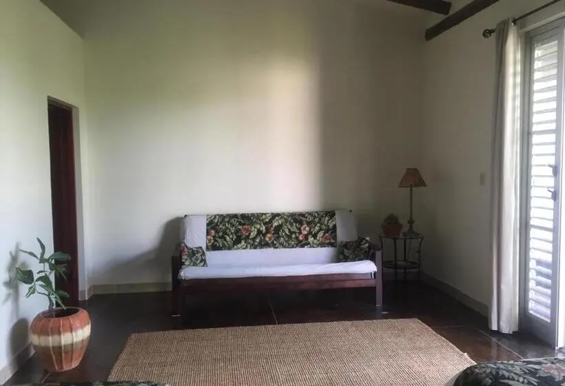 اتاق استاندارد سه نفره, Almond Tree Hotel Resort