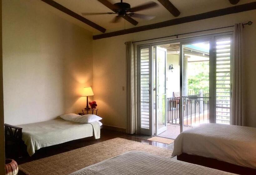 اتاق استاندارد سه نفره, Almond Tree Hotel Resort