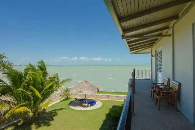 اتاق استاندارد با چشم‌انداز استخر, Almond Tree Hotel Resort