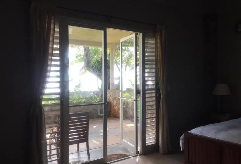 اتاق استاندارد با چشم‌انداز دریا, Almond Tree Hotel Resort