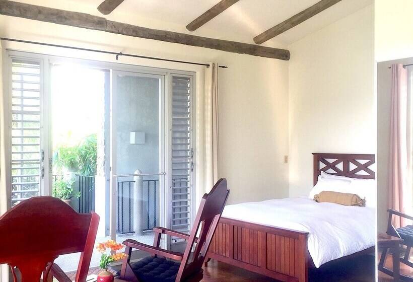 اتاق استاندارد, Almond Tree Hotel Resort